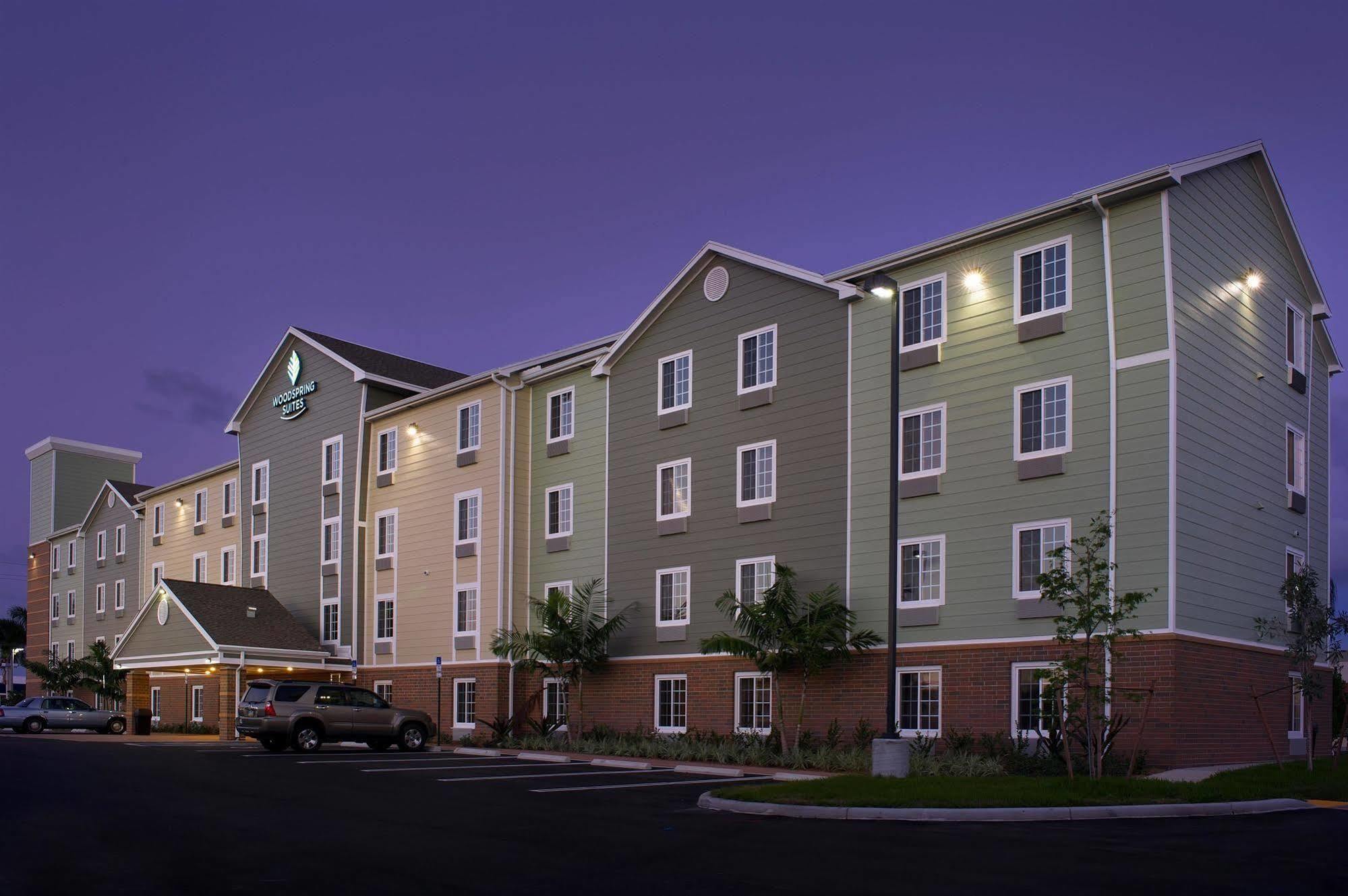 Woodspring Suites Lake Worth Lake Worth Beach Exterior foto