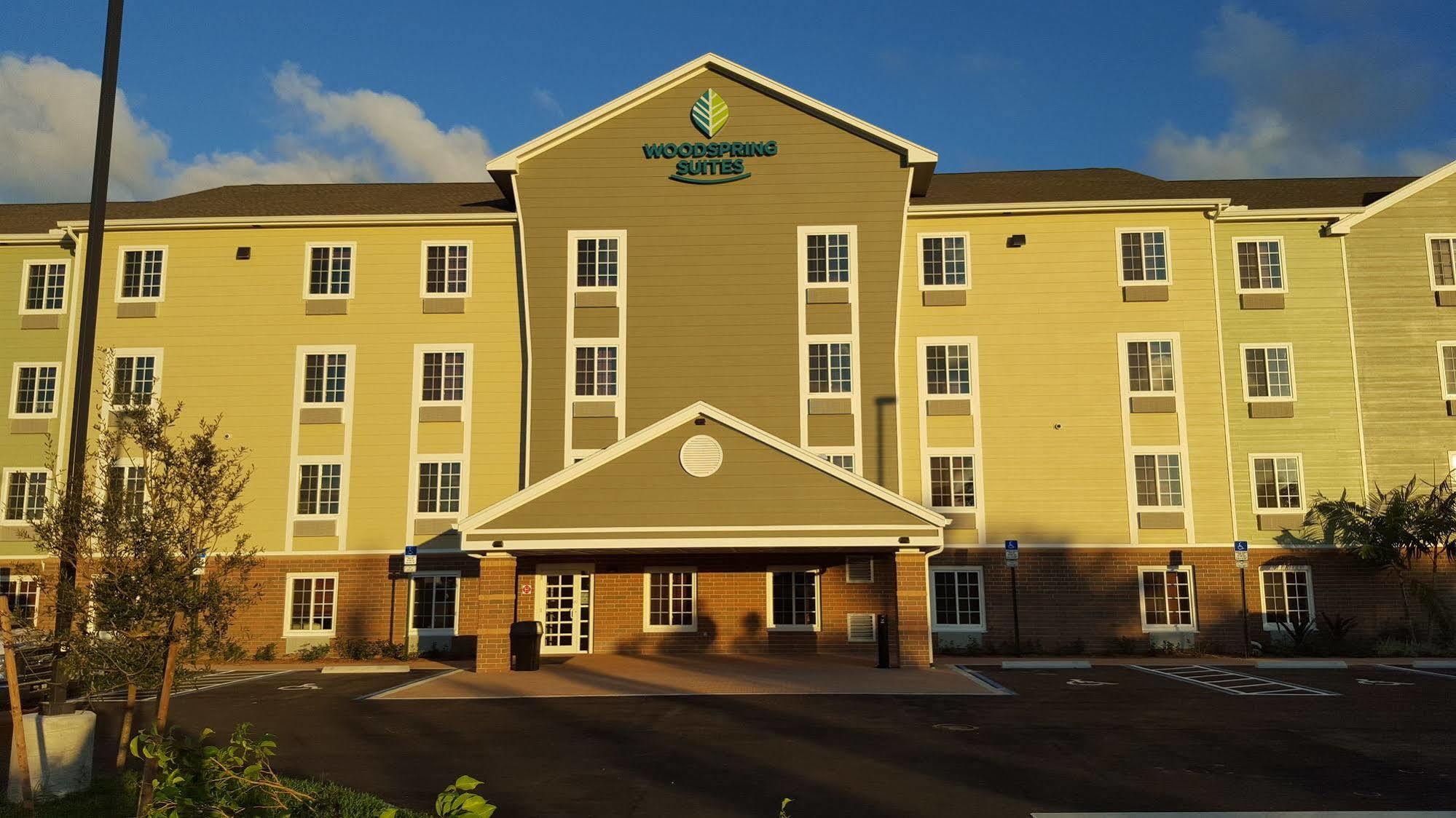 Woodspring Suites Lake Worth Lake Worth Beach Exterior foto